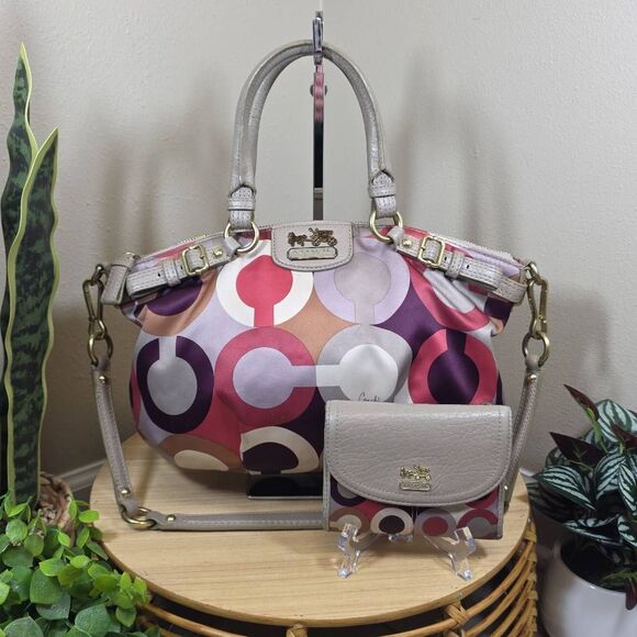 Coach Madison/Op Art Sophia Satchel with Matching Wallet - Picture 1 of 16